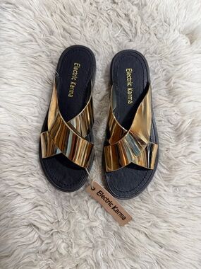 Electric Karma Metallic Gold Cross Boho Slide Sandals Size 9 NWT